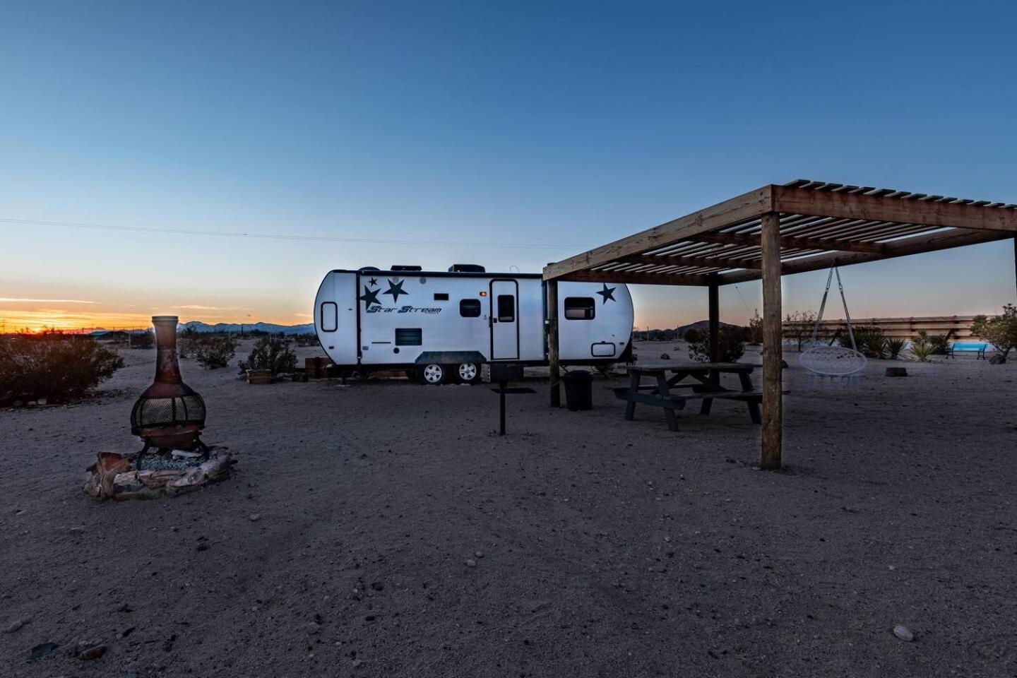 Jt Village Campground - Star Stream Джошуа-Три Экстерьер фото